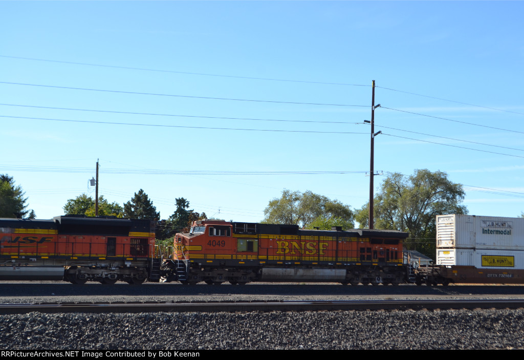 BNSF 4049